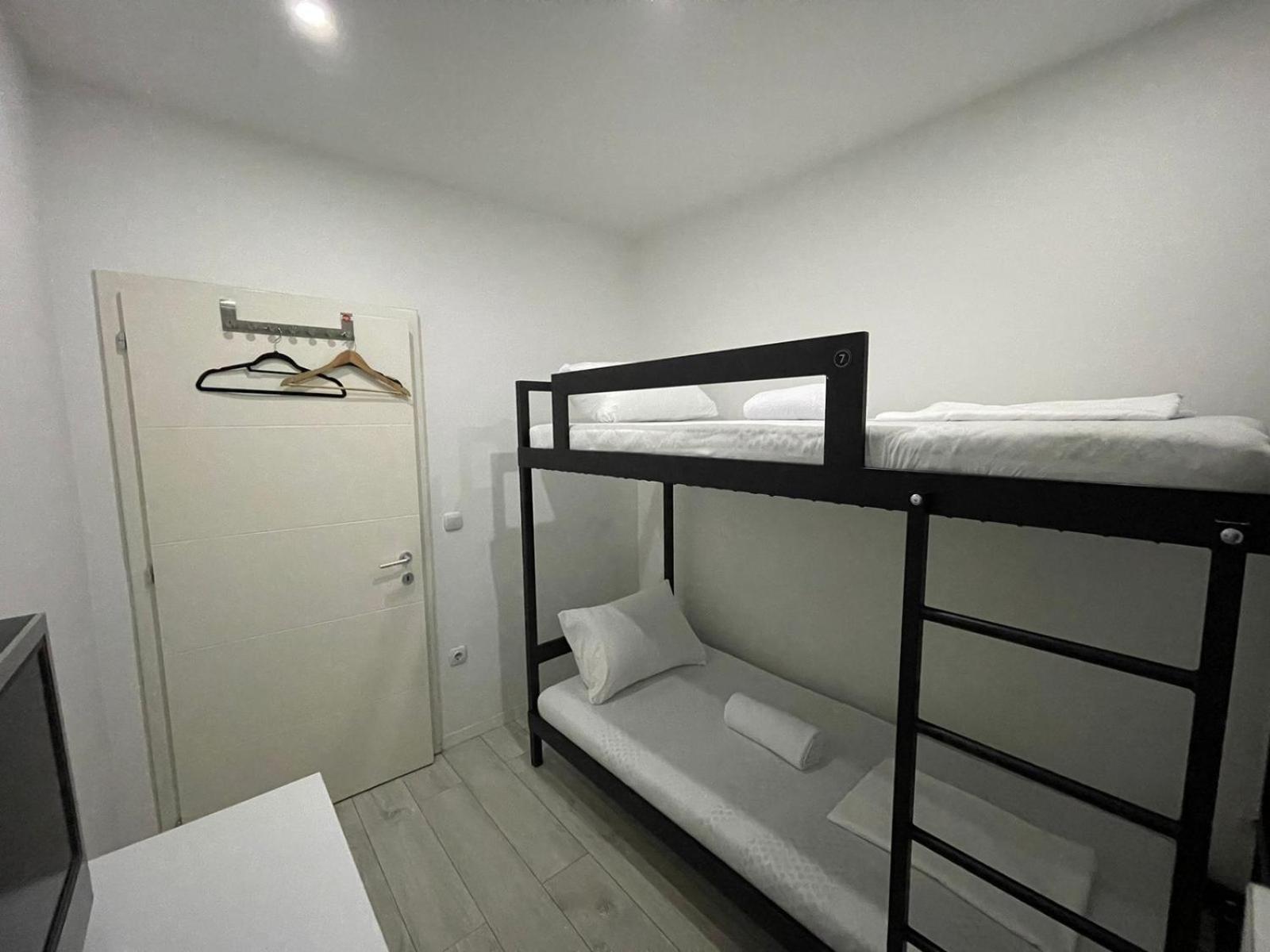 Shesh Hostel Πρίστινα Εξωτερικό φωτογραφία